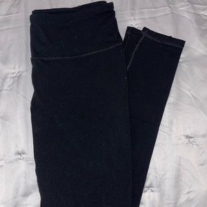 Women’s Tek Gear Workout Leggings; Size M